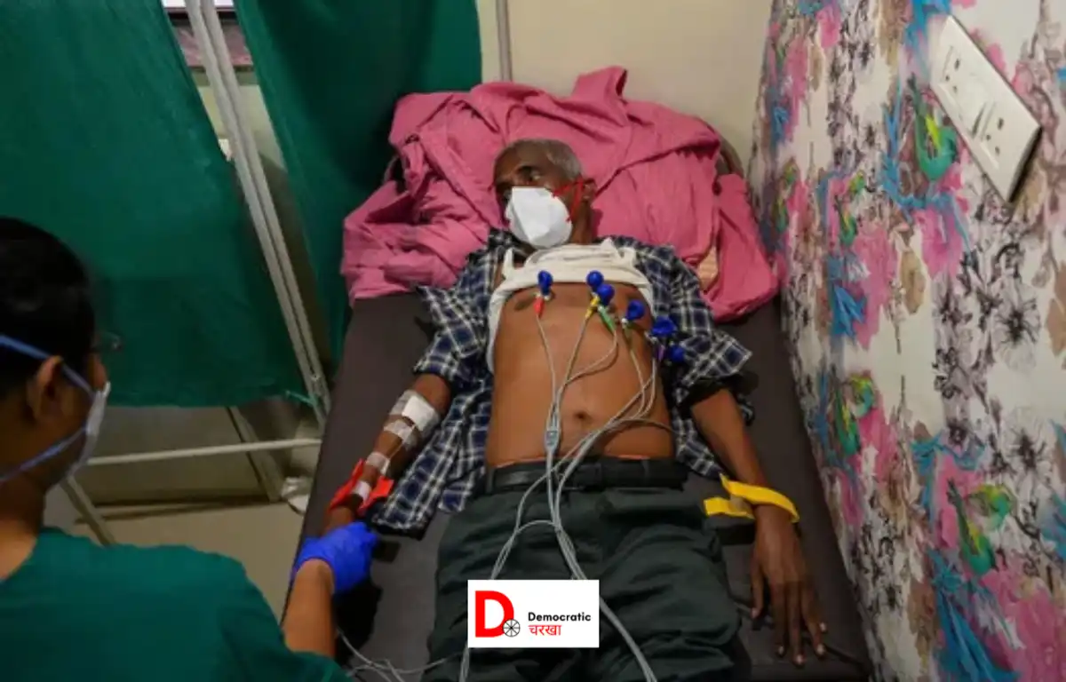 सुविधाओं के अभाव में मरीज़ों का इलाज 