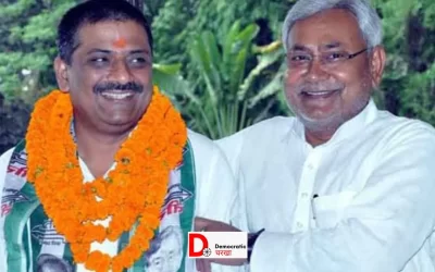 eBgHlR3f8hccKpube8om