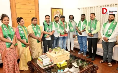 mJFfkHFypapC9gv8tczG