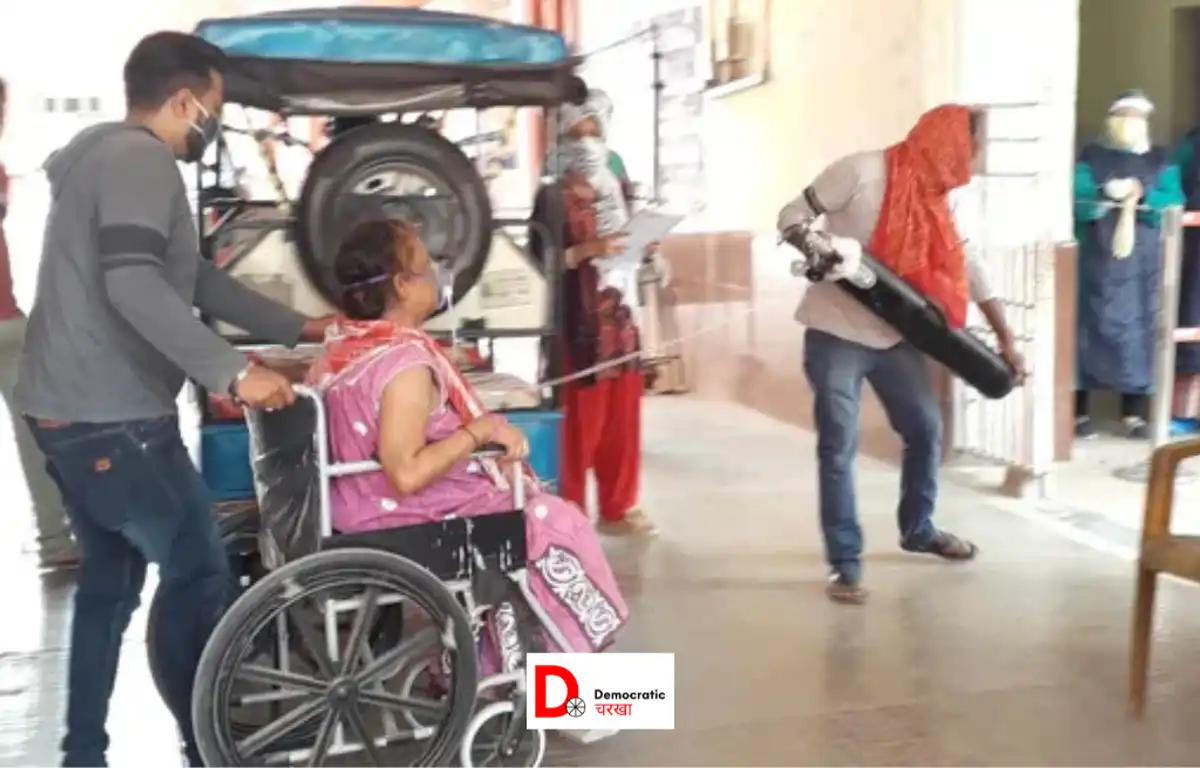 अस्पतालों में मरीज़ों की स्थिति बेहाल