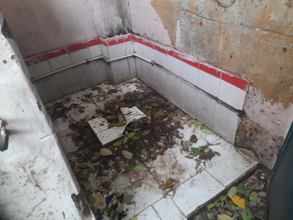 राज्य की शिक्षा व्यवस्था - शौचालय की हालत